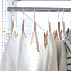 毎日の服選びが劇的にラクになる小さな習慣【収納のプロが解説】