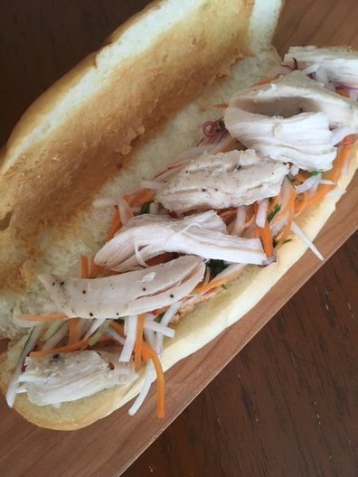 サラダチキンのせ