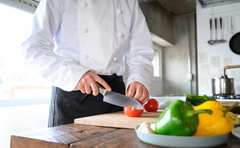 サバンナ高橋さん直伝！“何にでも合う”サルサソースは「混ぜるだけ」で完成