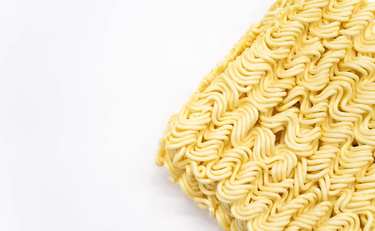 ギャル曽根さんのインスタント袋麺料理「それだけでサンラータンが!?」