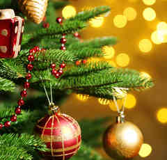 マスクまでして仮病を演出…ママ友とのクリパ招待、断りたい!?