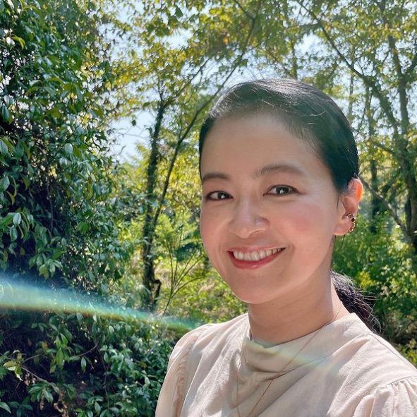 黒谷友香