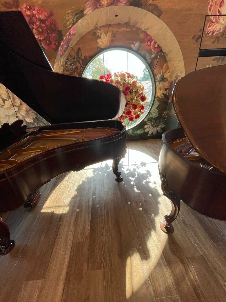 鎌倉の家にはピアノ専用の部屋も