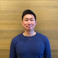 マニュライフ生命保険株式会社エンゲージメント・オフィス室長。東京大学大学院を修了後、2014年マニュライフ生命保険株式会社に入社。保険数理の専門家であるアクチュアリーとして商品開発やデータ分析に従事した後、20年にエンゲージメント・オフィスを立ち上げ現職に従事する。