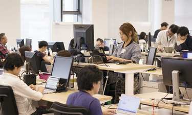 外国籍も働くママも従業員が自分らしく働ける！「楽天クリムゾンハウス」が生み出す本当の「働きやすさ」