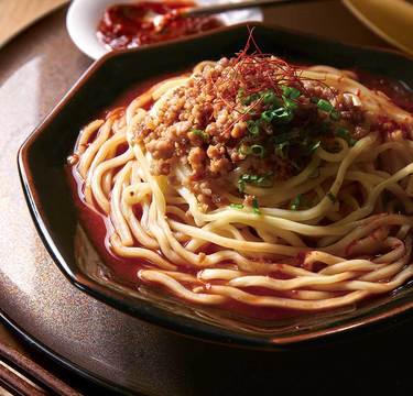 矢田亜希子さんが薦める知られざるディズニーグルメの数々「担々麺は味が気になる!!」