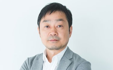 妊娠5か月でがん発覚。清水浩司が語る妻の出産と闘病、息子を抱き締め過ごしたかけがえのない時間