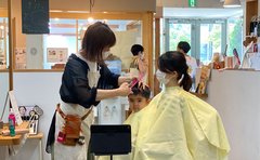 日本一のコインランドリーを作ったのは美容室？未経験の3代目が併設を決めた理由