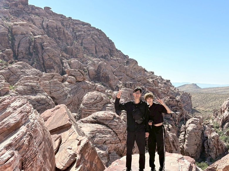 鍋谷友理枝夫婦