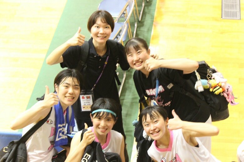 教える高校の生徒と