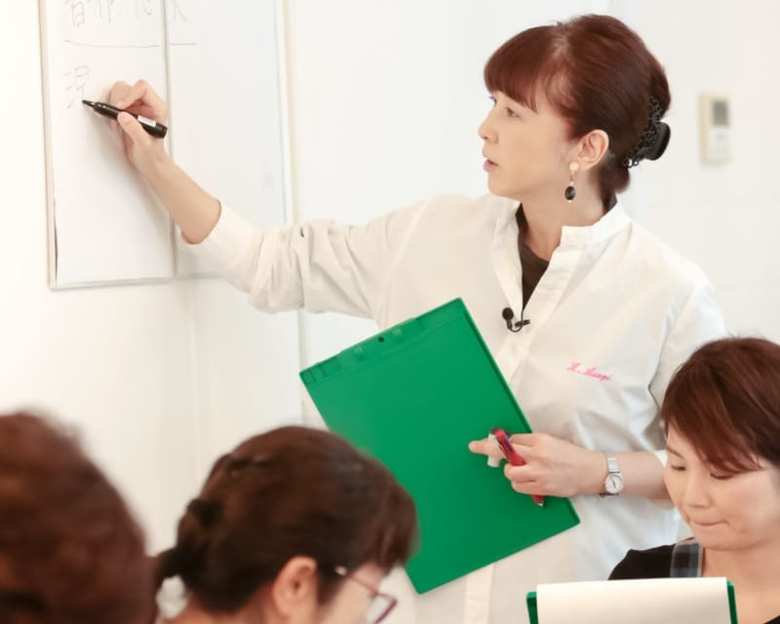 この6月から「温活薬膳料理士 講座」も開講している