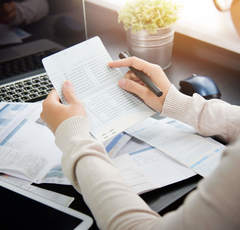 お金が貯められない夫婦の特徴！貯蓄体質と真逆な習慣とは？