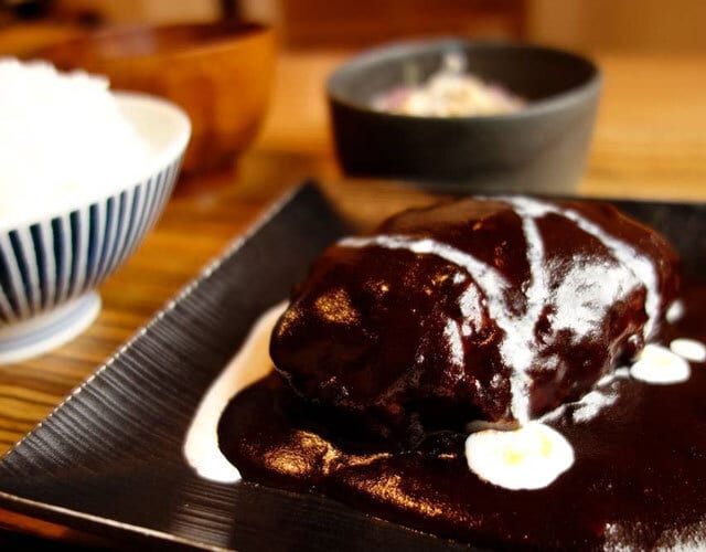 一日限定20食の国産牛100%のハンバーグ定食