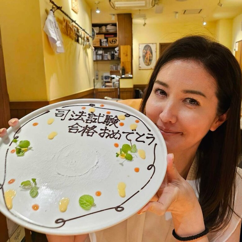 司法試験合格のお祝いプレート