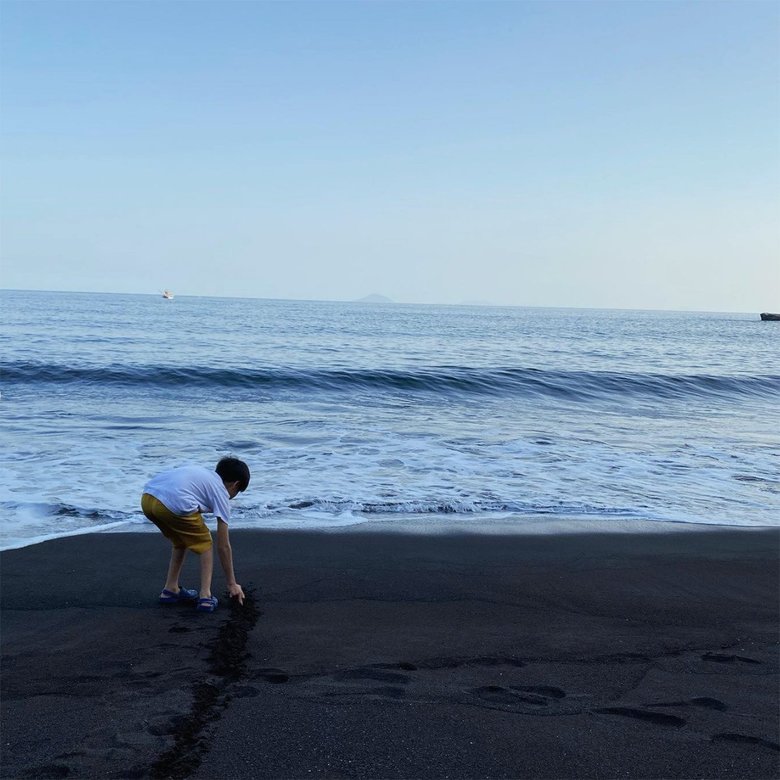 毎週末はキャンプ生活！海が見えるキャンプ場で
