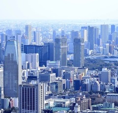 “都会暮らしは節約に向かない”はウソだった？