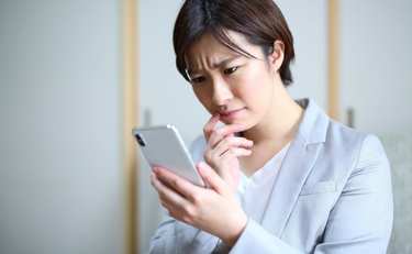 スタンプだけで謝る友人が許せない！同調の声も「本当に反省すべきは…」