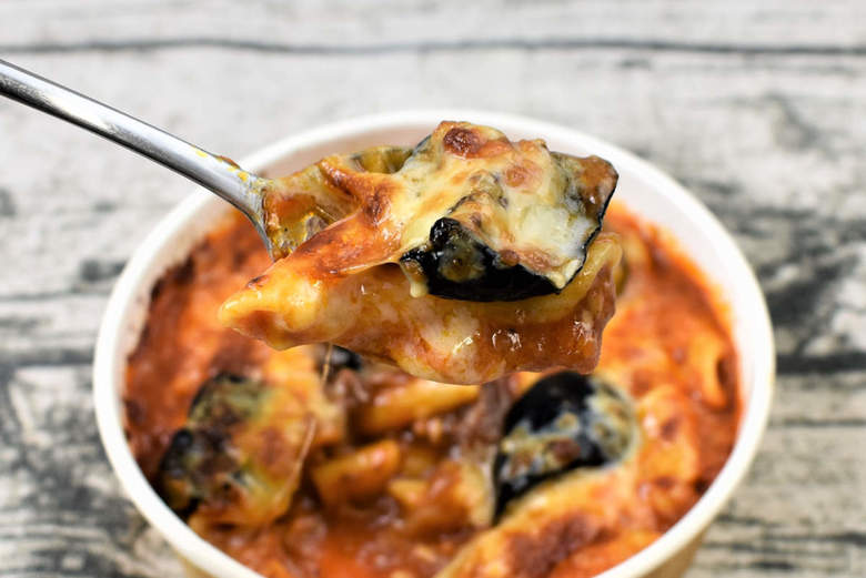 セブンイレブンのおすすめランチ「ナスとミートソースのグラタン」の実食画像