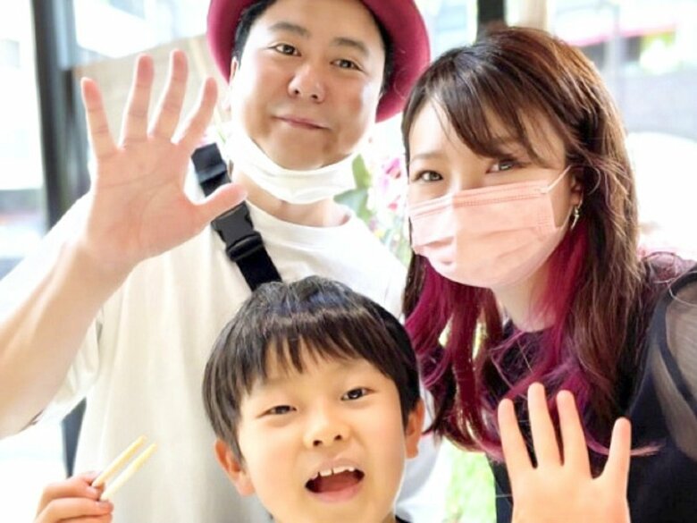 家族3人で“パラダイス”な様子