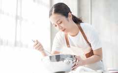 山里亮太さん絶賛の“魔法のパン”が美味しそう!!「ここまで簡単とは…」