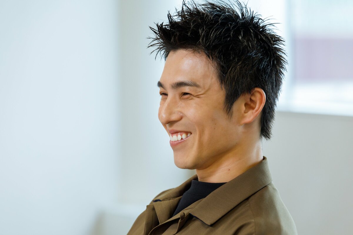 笑顔封印の中尾明慶 プロデューサーの反応薄く「大人の色気出ていない