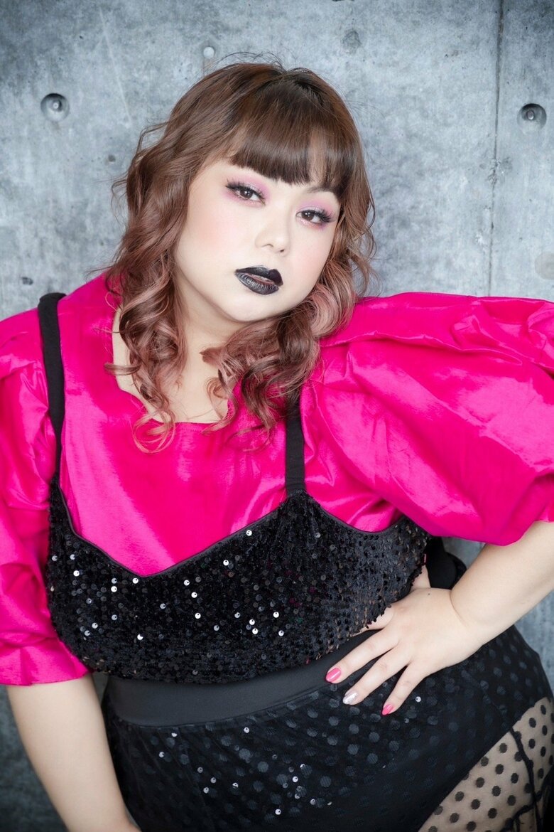 モデル事務所の経営も手がける