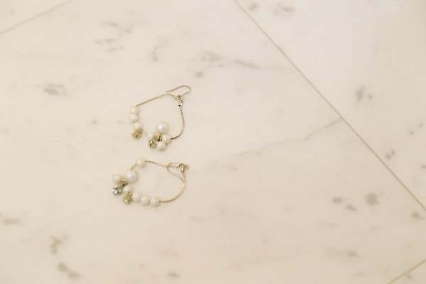 ビジューピアスの画像