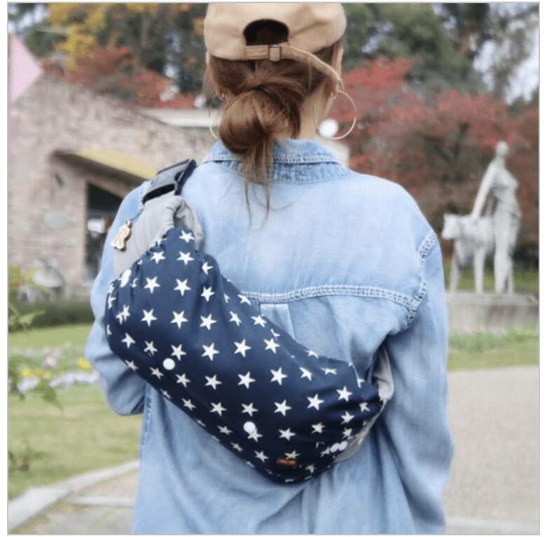 ルカコの抱っこ紐カバー。斜めがけもおしゃれ