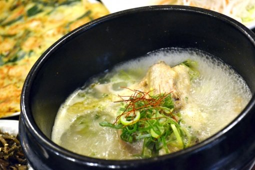 残り野菜で作った参鶏湯のイメージ画像