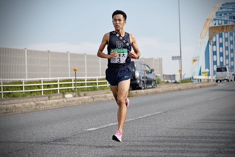正月の箱根駅伝には2年生から3年連続出場。4年時は学生三大駅伝ですべて区間賞を取った