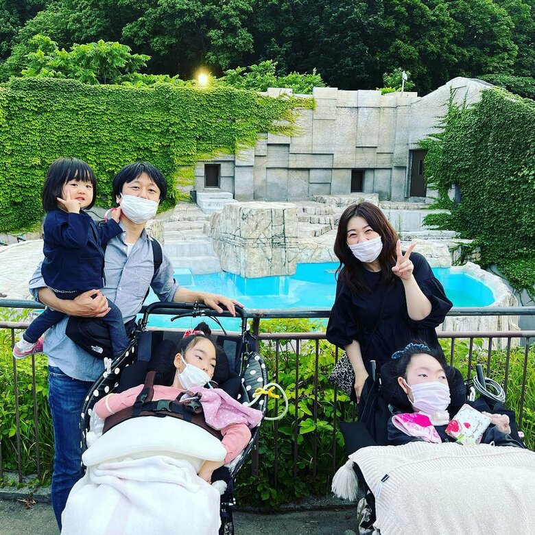 円山動物園にて長女、次女、三女と