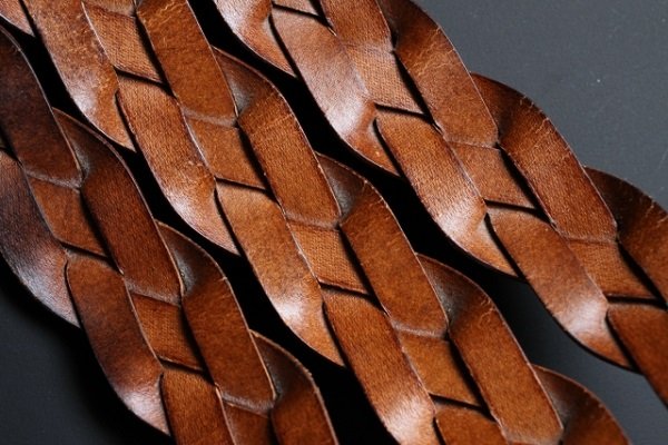 皮のロングベルトの画像