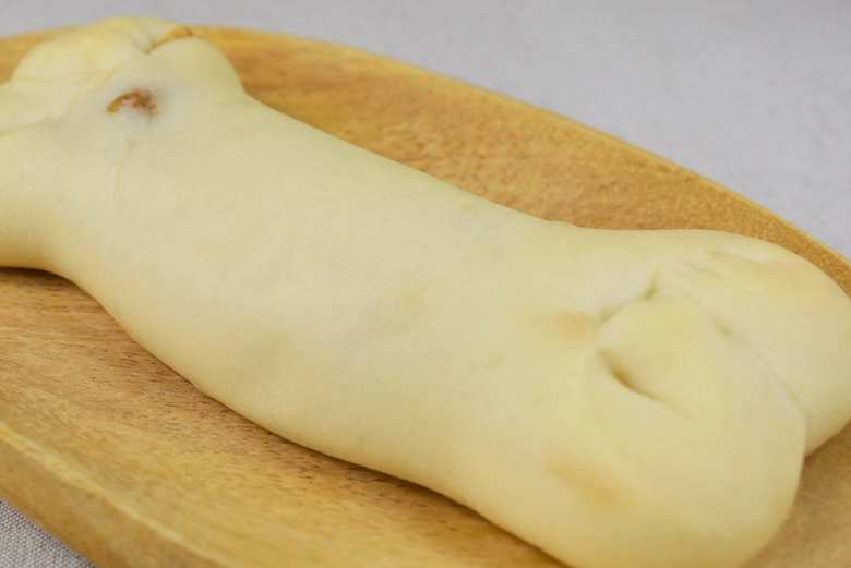 ローソンの人気パン「骨みたいなぱん」の実物画像2