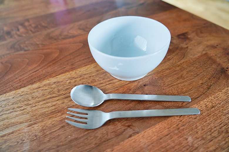 子供用の食器類