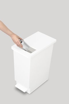 「ロフト」バイヤーが厳選！進化を遂げた”ゴミ箱”カタログ