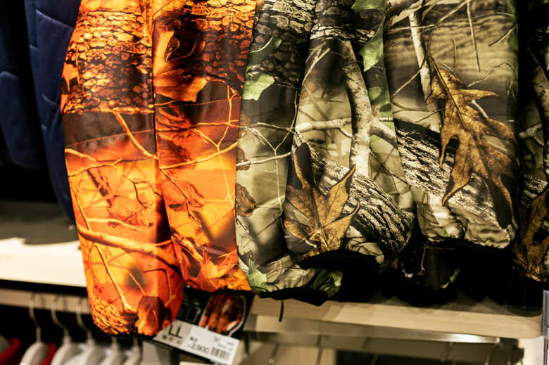 ワークマン女子 エアロストレッチブルゾン カラーバリエーション