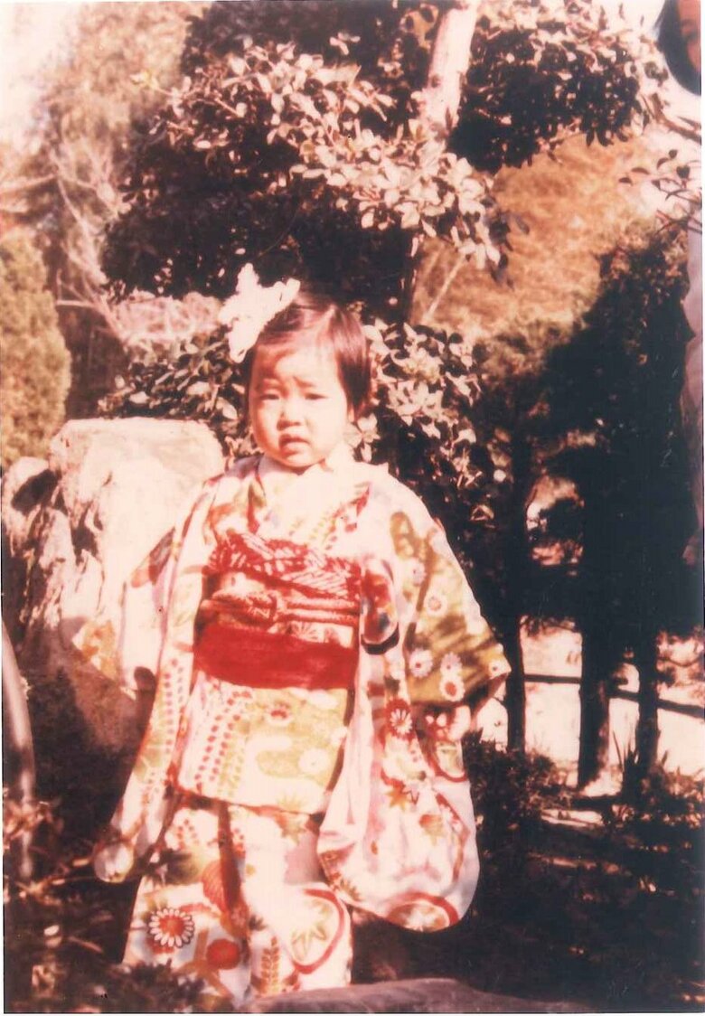 2〜3歳頃の坂本さん。どことなく面影があります