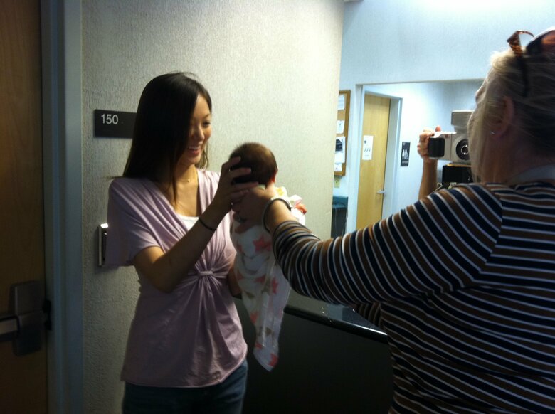 アメリカの病院で長女を出産した際の貴重な1枚