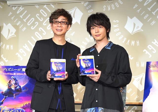 スペシャルトークショーに登壇した（左から）山寺宏一さん、中村倫也さん