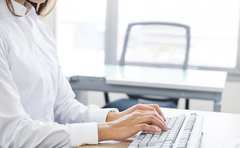 ある日突然“ブスっ”とする同僚。態度が急変する意外な理由とは？