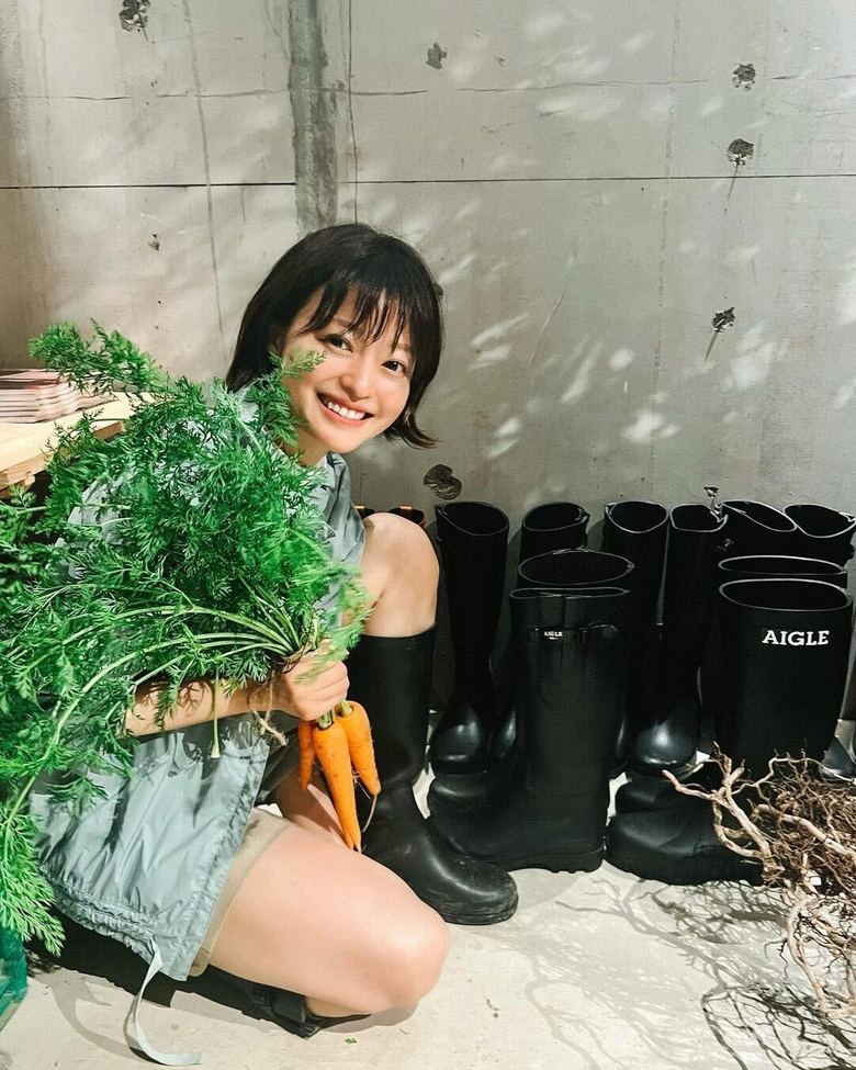 俳優の小林涼子さん