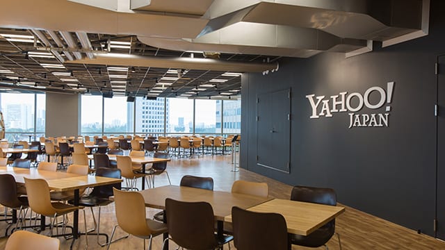 Yahoo! JAPANの社内レストラン「BASE11」