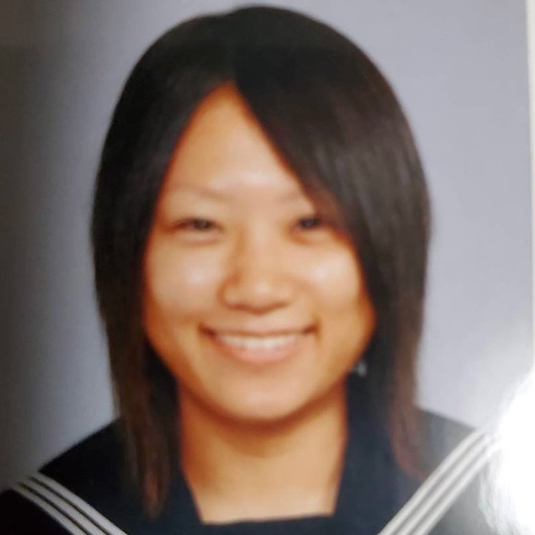 中学の卒業アルバムの信子さん。現在の姿の面影がほんのり感じられる