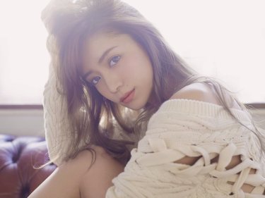 《平成ブームで再注目》元おはガールの知られざるシンママ時代「激安スーパーはしごで節約」