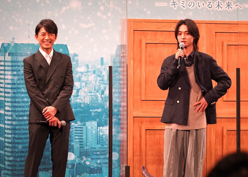 『夏への扉』山崎賢人と藤木直人2