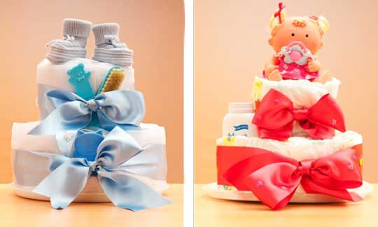 男の子・女の子向けデザインのおむつケーキ