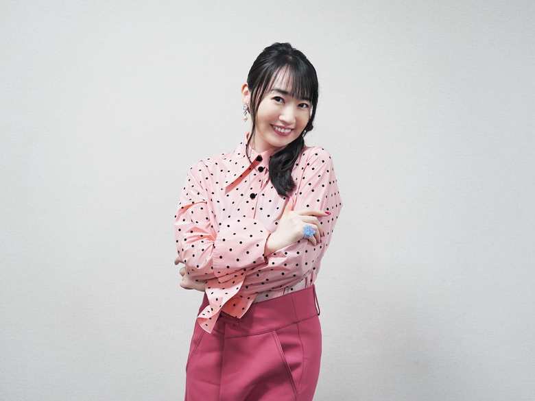 家でもじっとしていない”ノンストップ人間”と微笑む