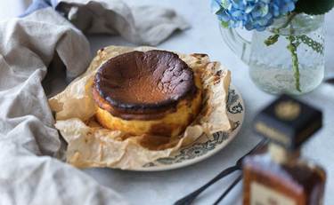 ロバート・馬場さんが食パンを話題のチーズケーキ風に!?「こんなに簡単でいいのか!!」