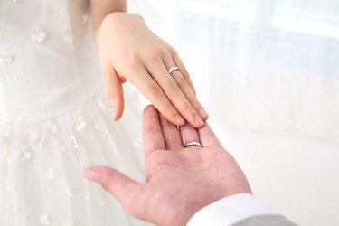 幸せも2倍3倍♡結婚記念日は家族みんなでお祝いしよう！