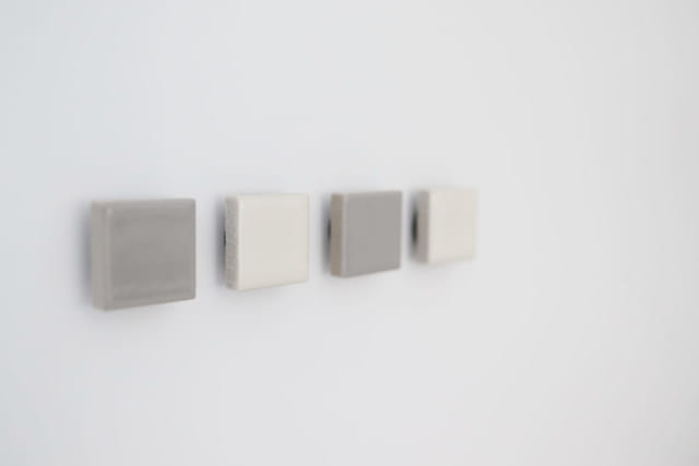 100円のタイル風マグネット